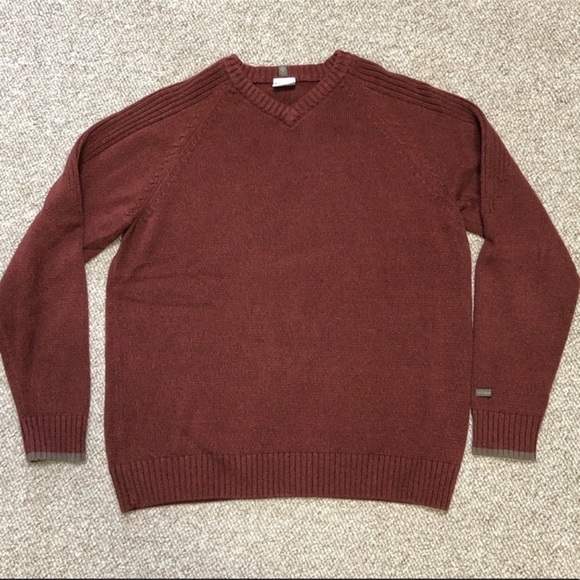 Columbia V-neck Sweater - Picture 2 of 7